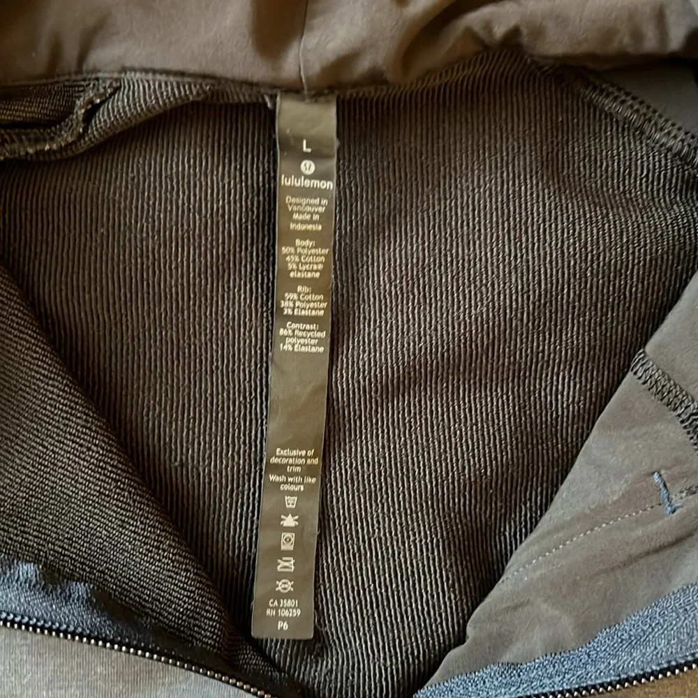 Lululemon Full Zip Hooded Jacket - Picture 3 of 6